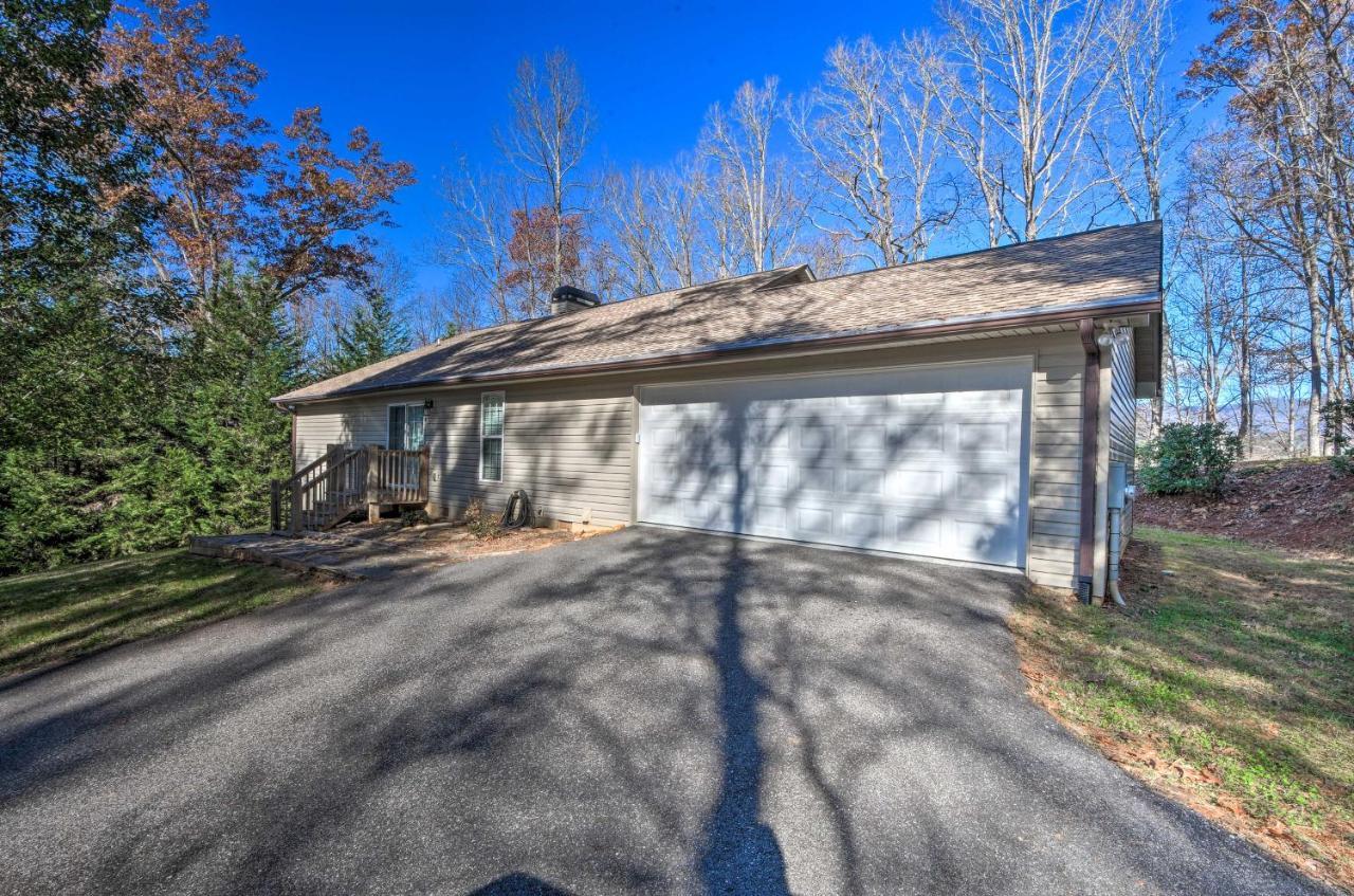 Blairsville Home With Deck And Stunning Mountain Views Hood Exterior photo