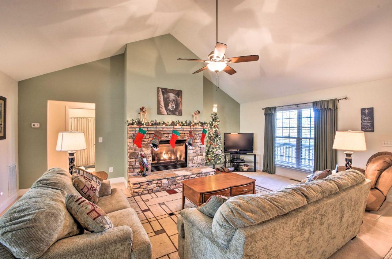 Blairsville Home With Deck And Stunning Mountain Views Hood Exterior photo